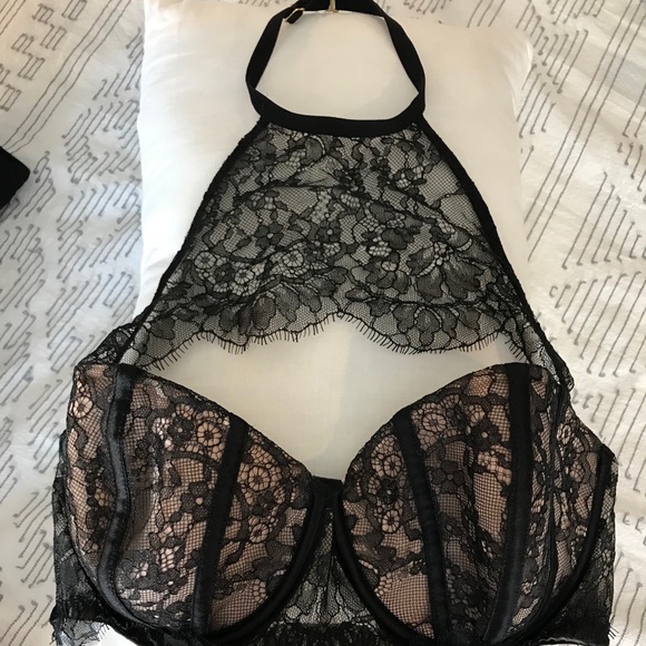 Victoria Secret Lace Bra - Picture 1 of 3